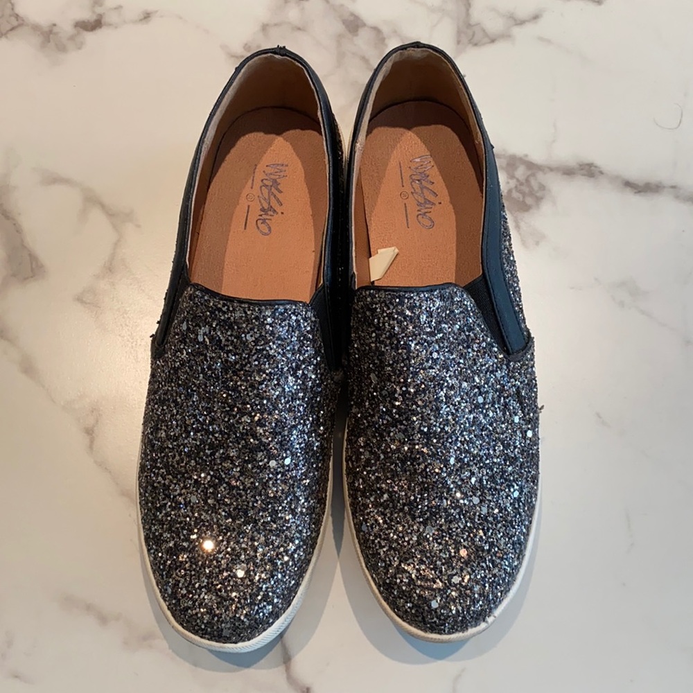 Mossimo Glittery Black Platform Slip On Sneakers size 6.5